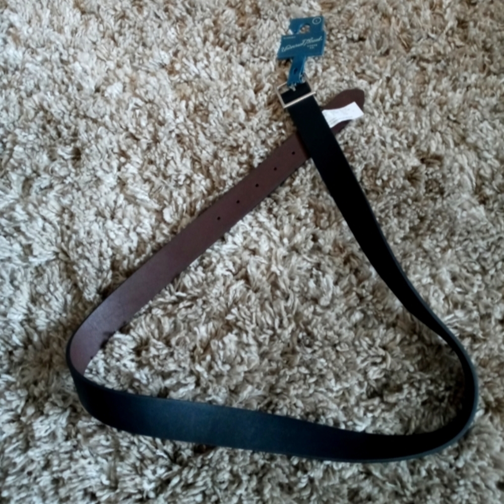 NWT universal thread black and brown women's belt